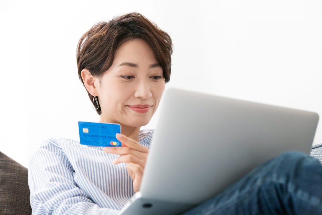 クレジットカード決済はいつ引き落とされる?決済の仕組みを知ろう