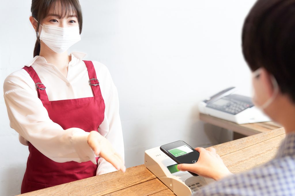 電子マネー決済とは!?仕組みを理解して導入しよう!